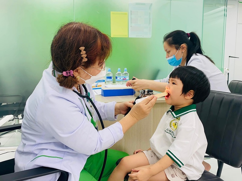 Khám sức khỏe định kỳ tại C-School